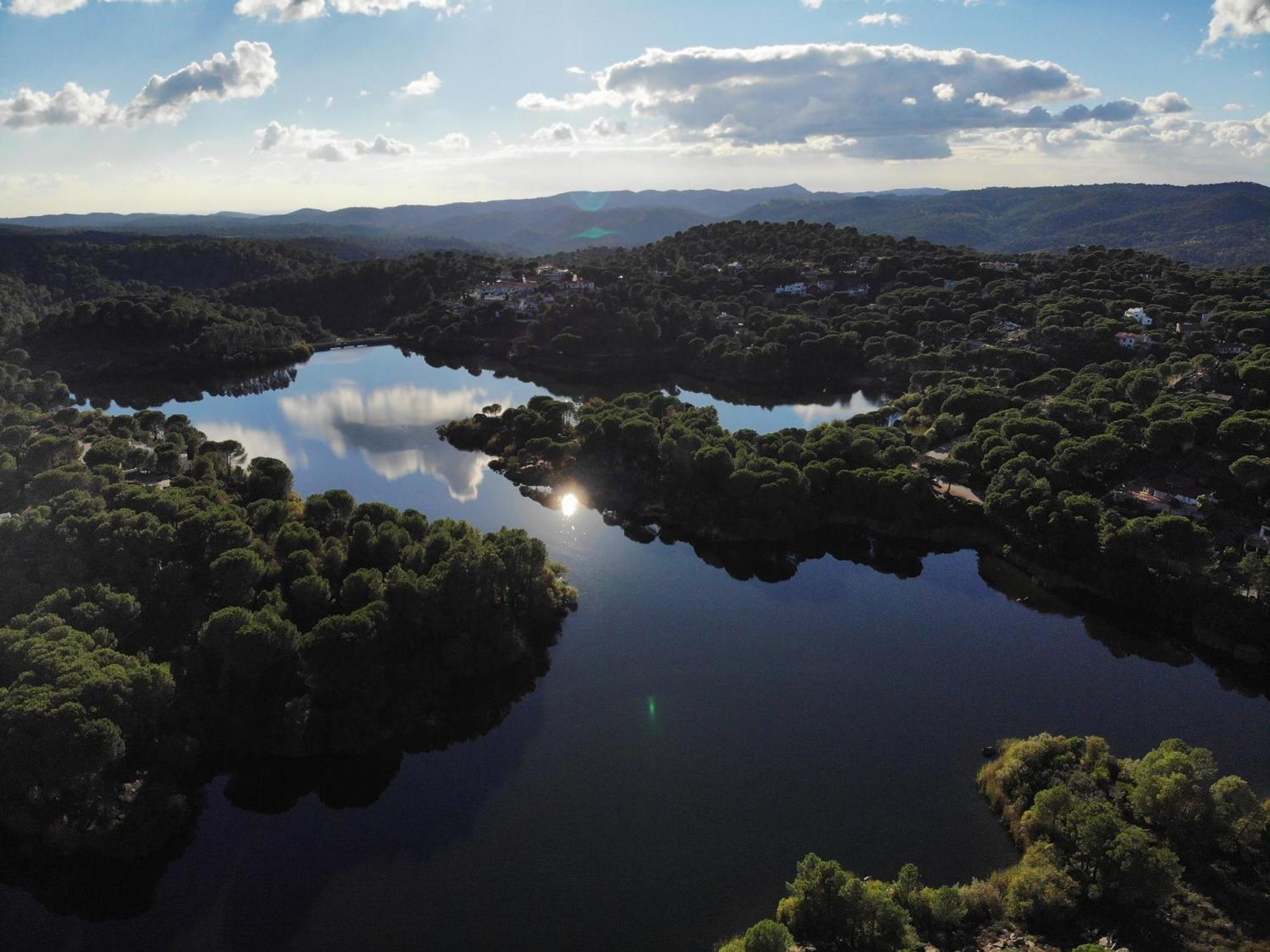 Casa El Paraiso Del Lago Alojamiento Rural Kordoba Bagian luar foto